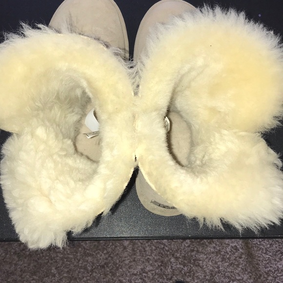 Ugg boots - Picture 4 of 5